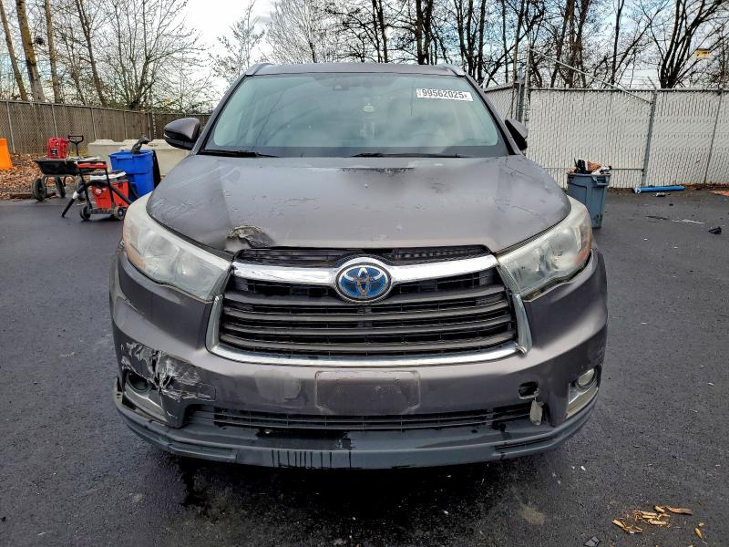 Фото 5 - TOYOTA HIGHLANDER
