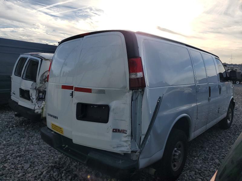 Фото 3 - GMC SAVANA