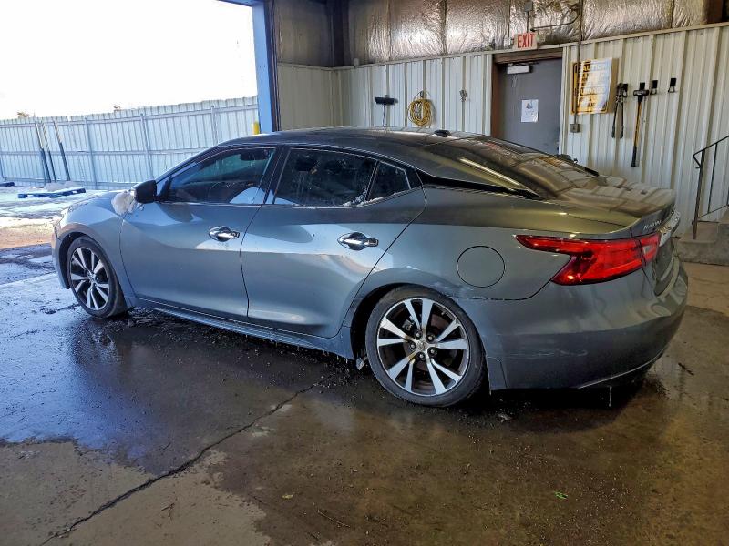 Фото 2 - NISSAN MAXIMA