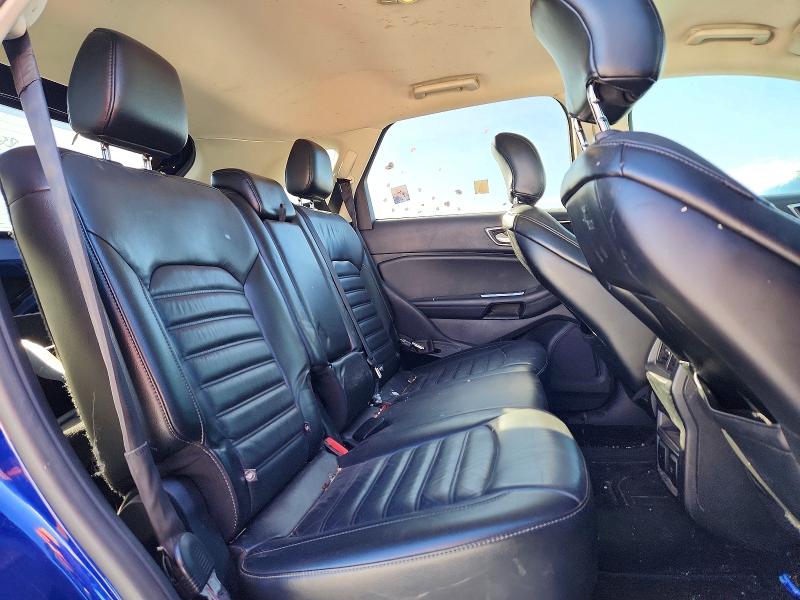 Фото 11 - FORD EDGE