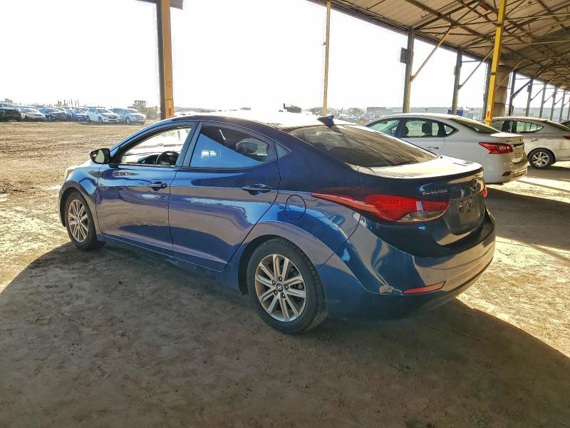 Фото 2 - HYUNDAI ELANTRA