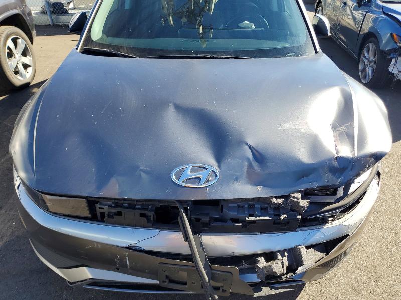 Фото 12 - HYUNDAI IONIQ