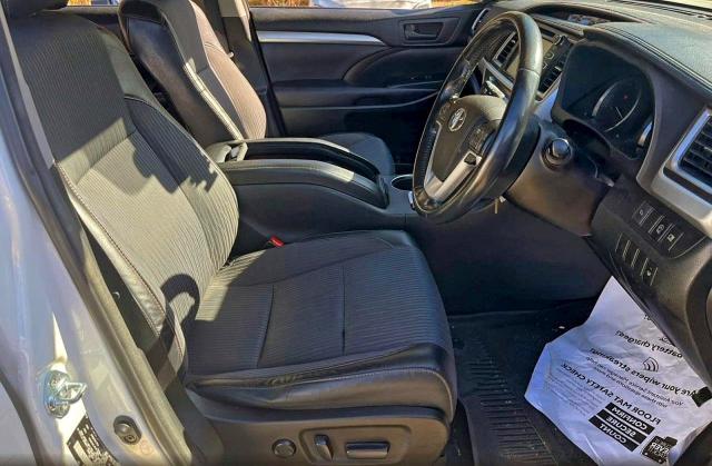 Фото 5 - TOYOTA HIGHLANDER