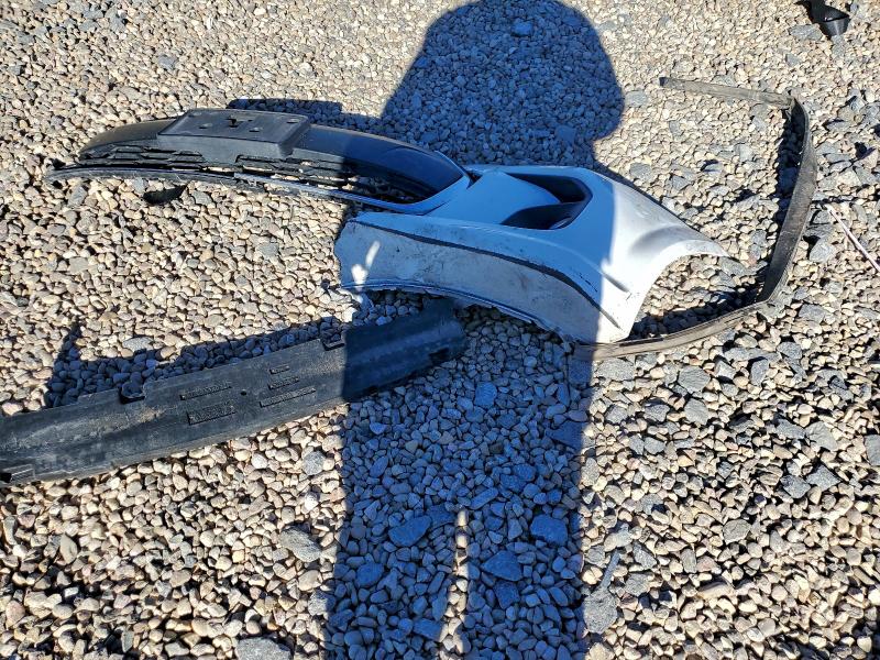 Фото 12 - CHEVROLET SONIC