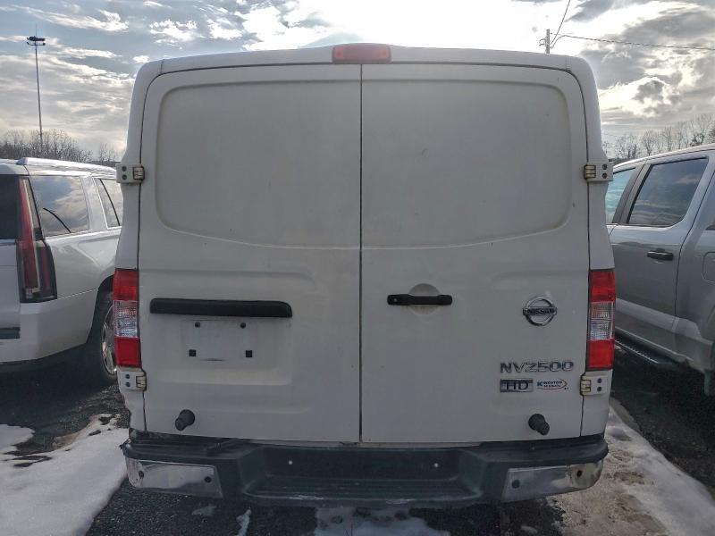 Фото 6 - NISSAN NV