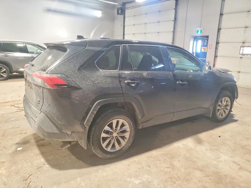 Фото 3 - TOYOTA RAV4