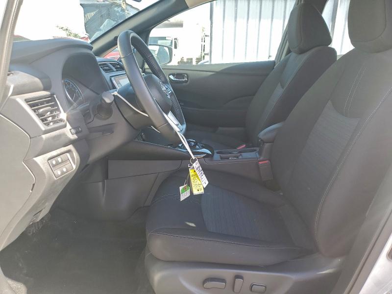 Фото 7 - NISSAN LEAF