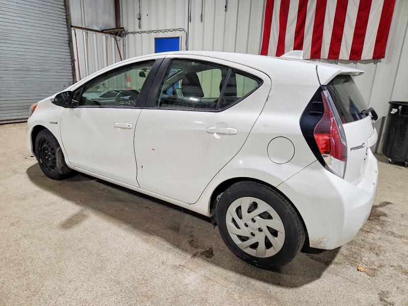 Фото 2 - TOYOTA PRIUS