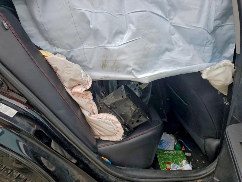 Фото 10 - TOYOTA CAMRY