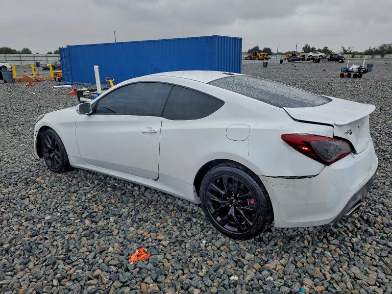 Фото 2 - HYUNDAI GENESIS