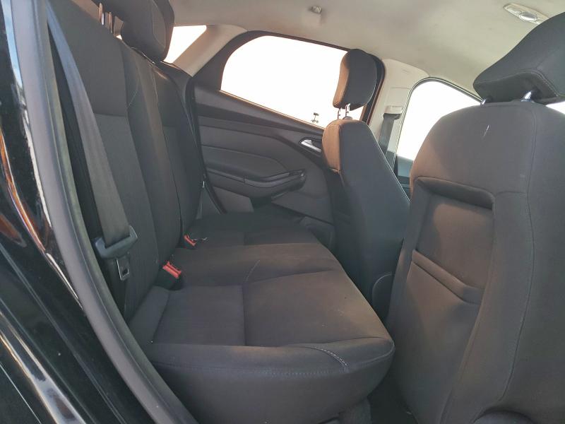 Фото 10 - FORD FOCUS