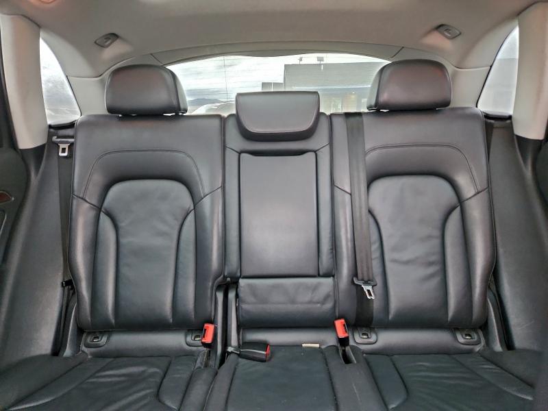 Фото 10 - AUDI Q5