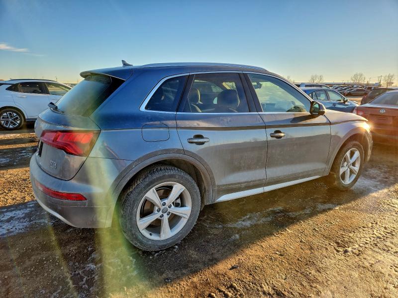 Фото 3 - AUDI Q5