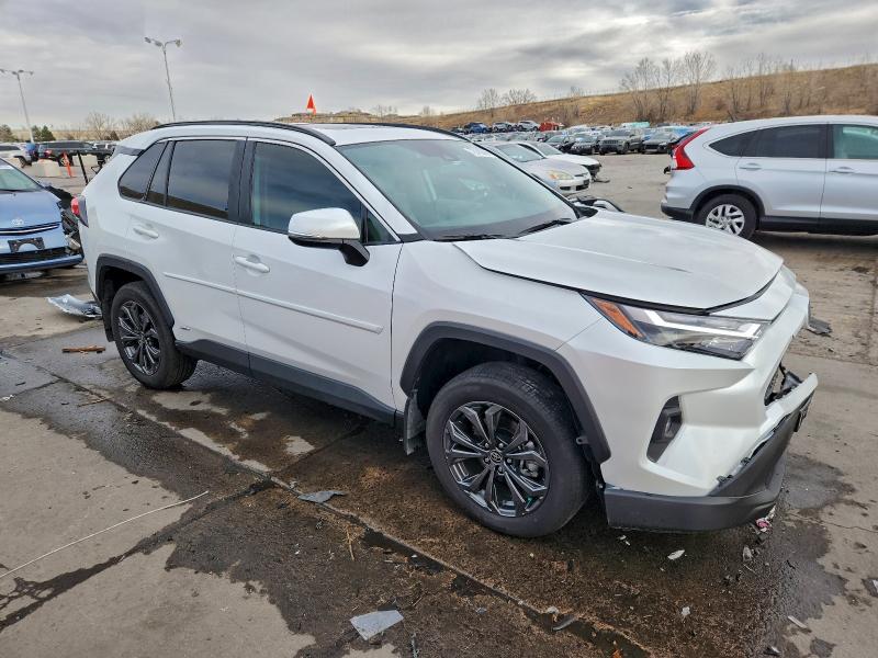 Фото 4 - TOYOTA RAV4