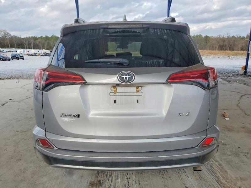 Фото 6 - TOYOTA RAV4