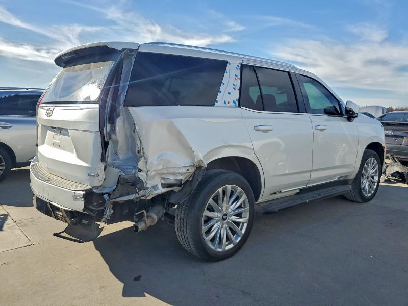 Фото 3 - CADILLAC ESCALADE