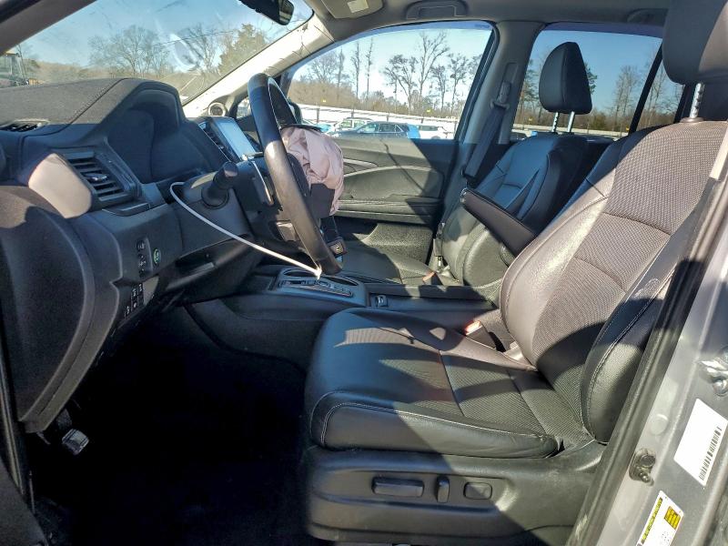 Фото 7 - HONDA RIDGELINE