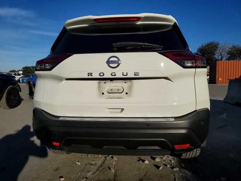 Фото 6 - NISSAN ROGUE