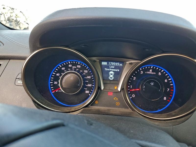 Фото 9 - HYUNDAI GENESIS