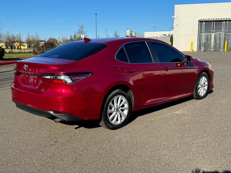 Фото 4 - TOYOTA CAMRY