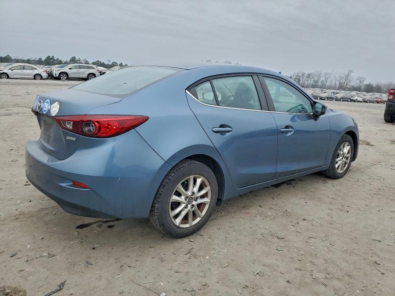 Фото 3 - MAZDA 3