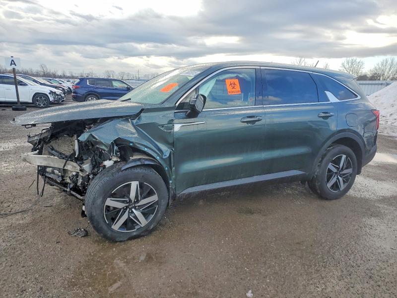 Фото 1 - KIA SORENTO