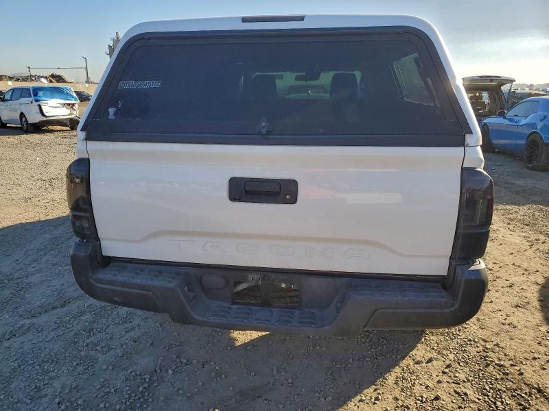 Фото 6 - TOYOTA TACOMA