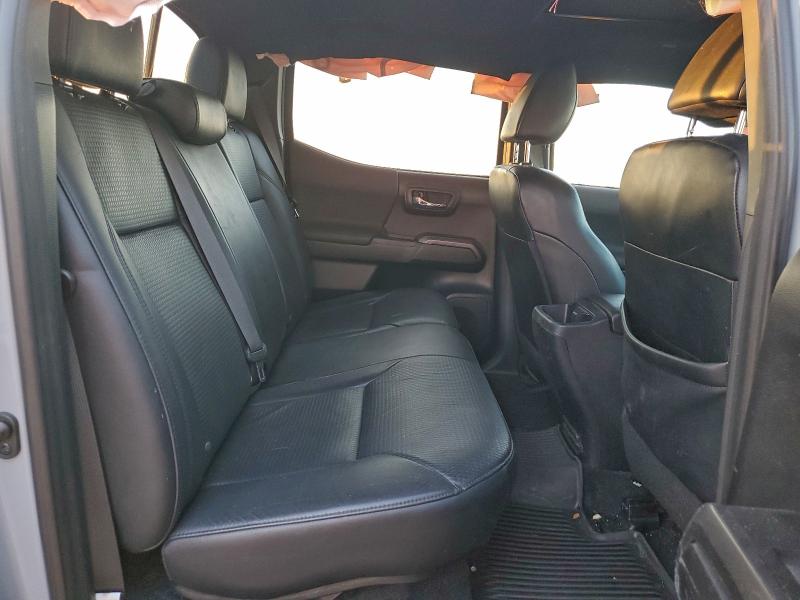 Фото 10 - TOYOTA TACOMA