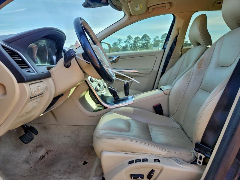 Фото 6 - VOLVO XC60