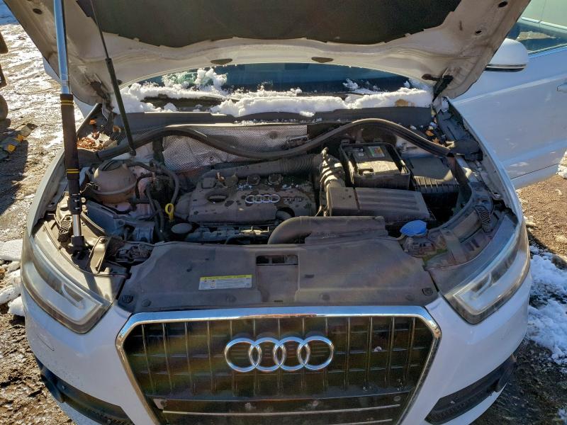 Фото 11 - AUDI Q3