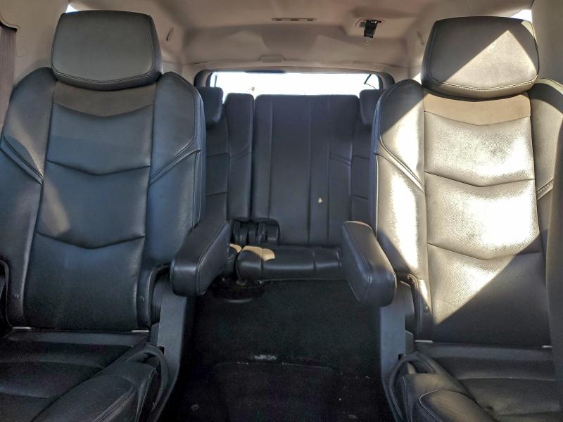 Фото 10 - CADILLAC ESCALADE