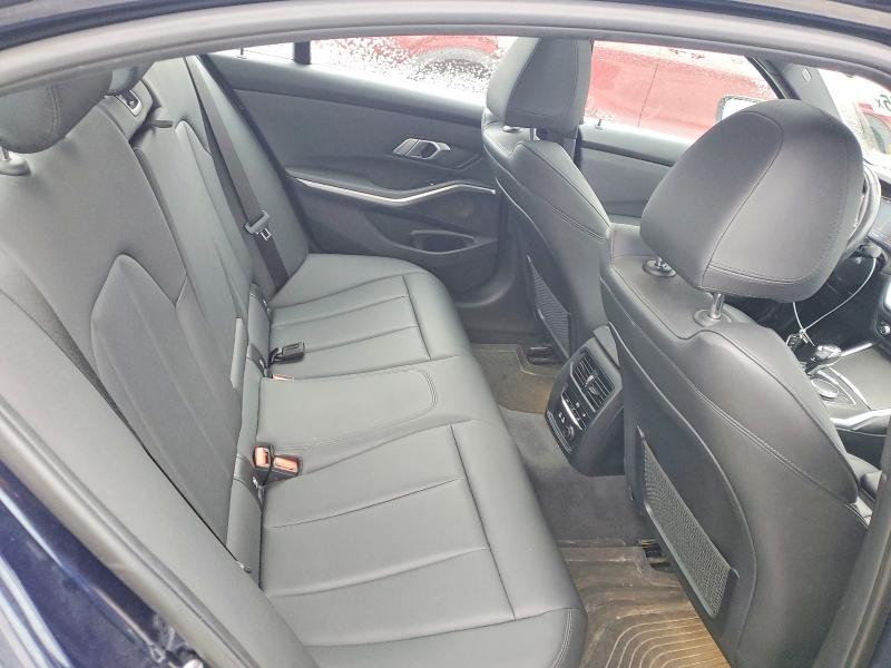 Фото 10 - BMW 3 SERIES