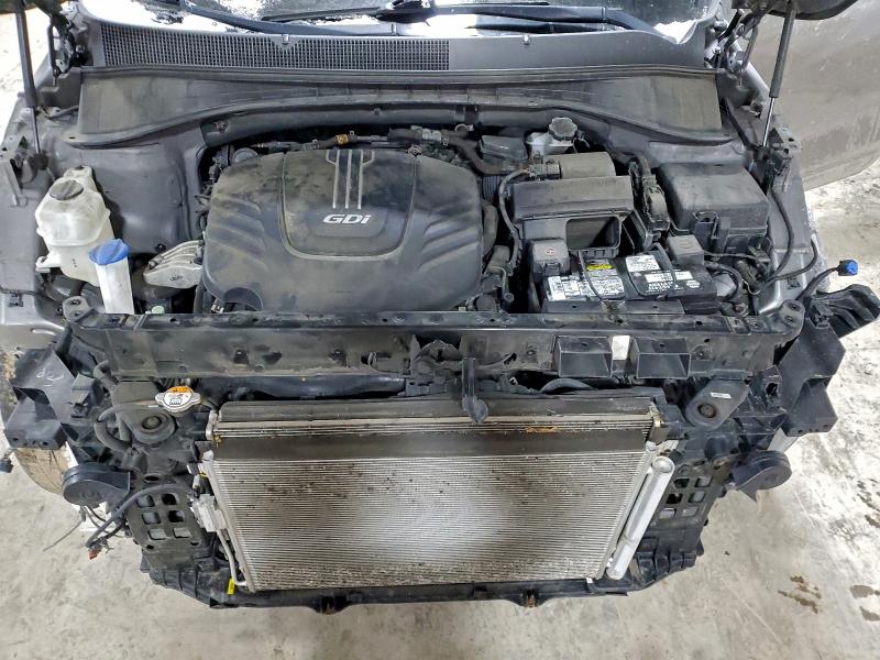 Фото 12 - KIA SORENTO