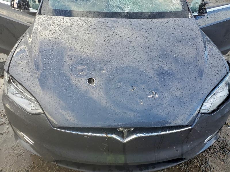 Фото 12 - TESLA MODEL X