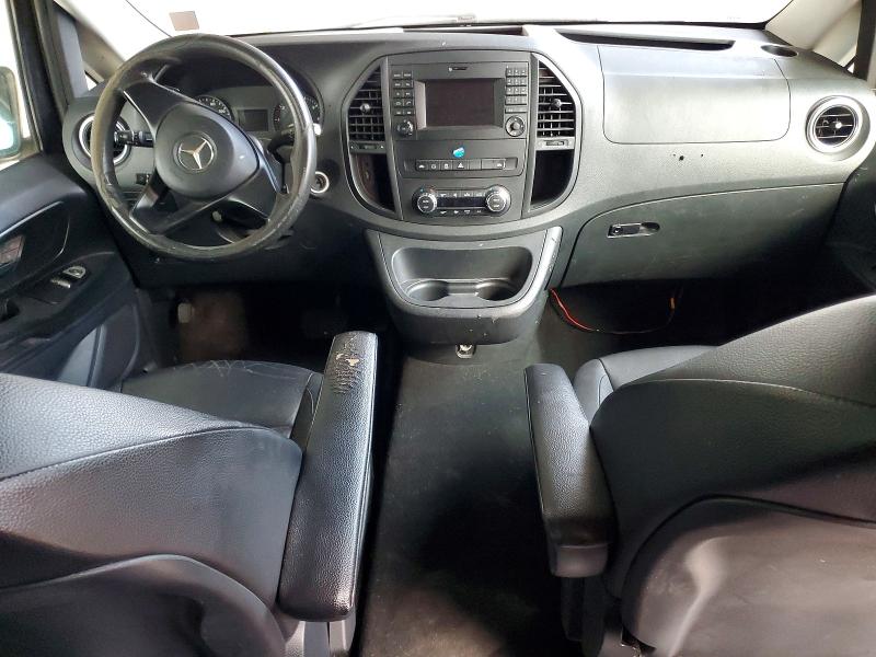 Фото 8 - MERCEDES-BENZ METRIS