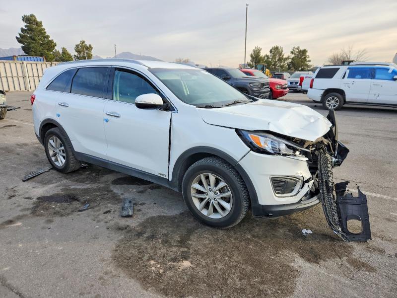 Фото 4 - KIA SORENTO