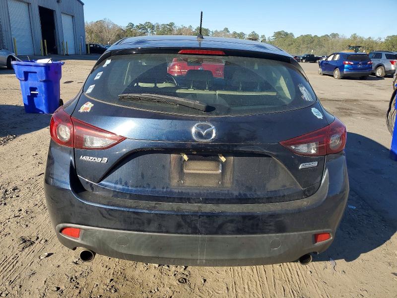 Фото 6 - MAZDA 3