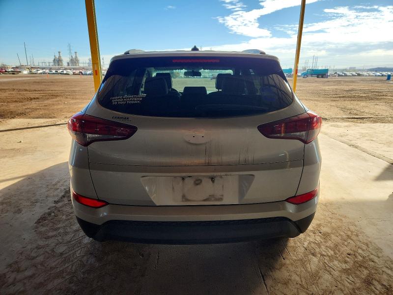 Фото 6 - HYUNDAI TUCSON