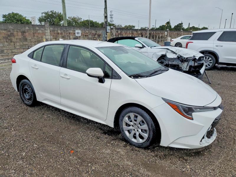 Фото 4 - TOYOTA COROLLA