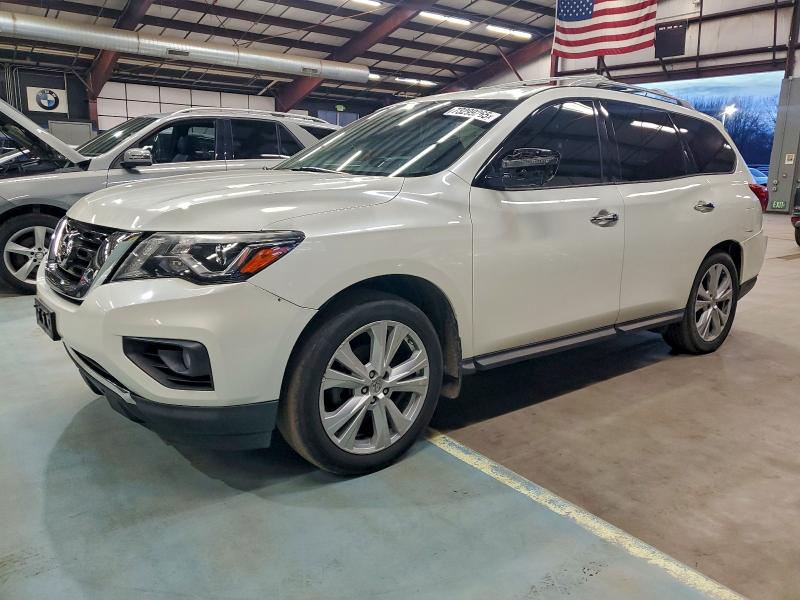 Фото 1 - NISSAN PATHFINDER