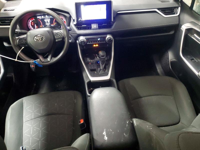 Фото 8 - TOYOTA RAV4