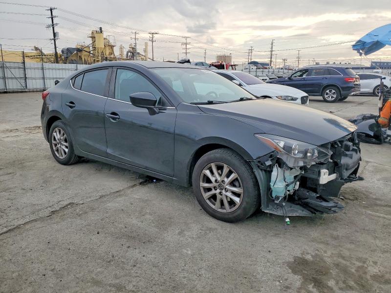 Фото 4 - MAZDA 3