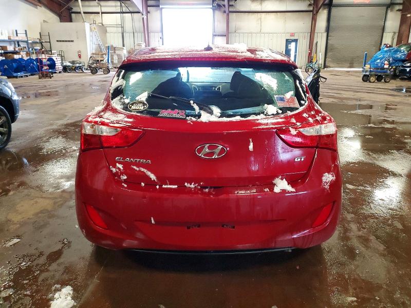 Фото 6 - HYUNDAI ELANTRA