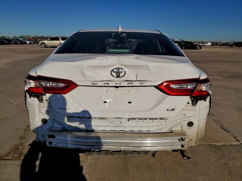 Фото 6 - TOYOTA CAMRY