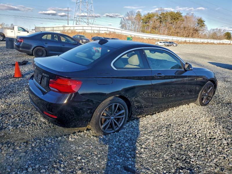 Фото 3 - BMW 2 SERIES