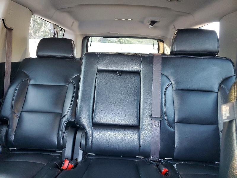 Фото 10 - GMC YUKON