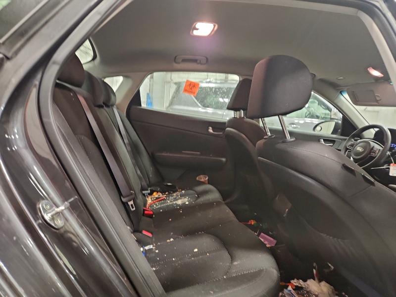 Фото 10 - KIA OPTIMA