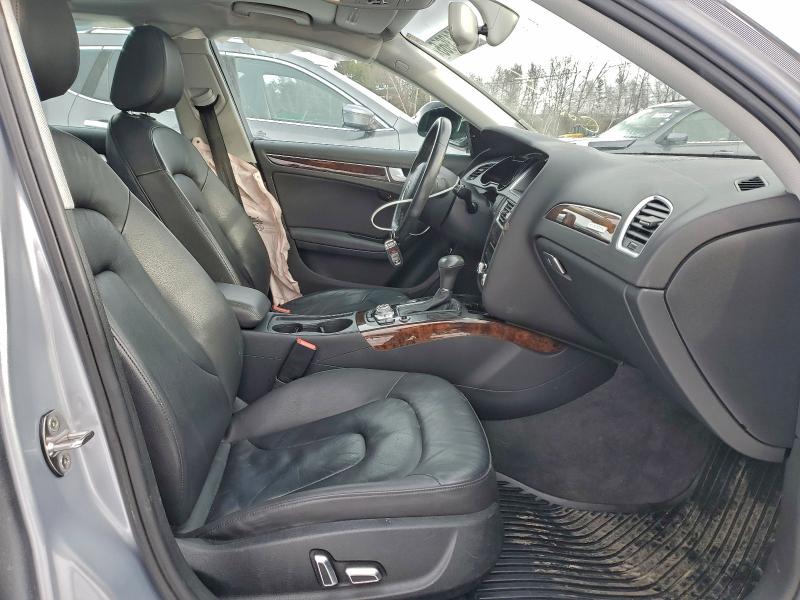 Фото 7 - AUDI A4