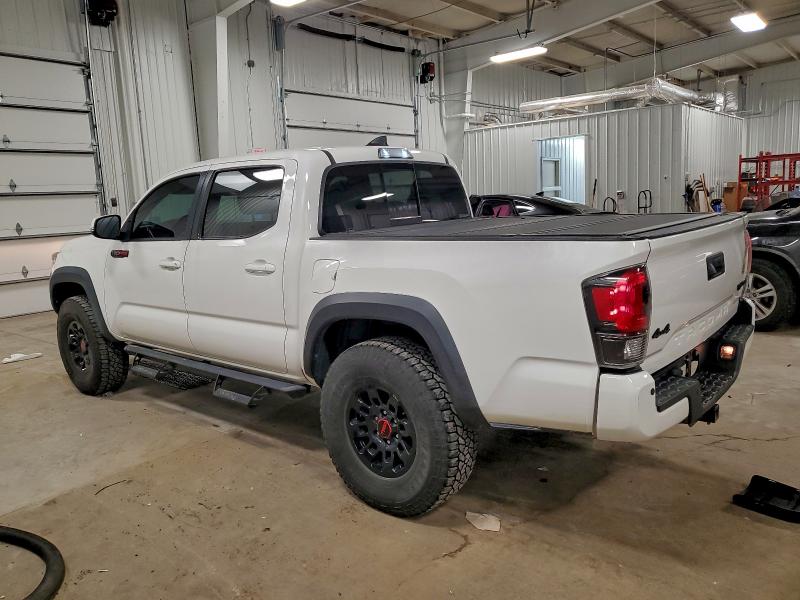 Фото 2 - TOYOTA TACOMA