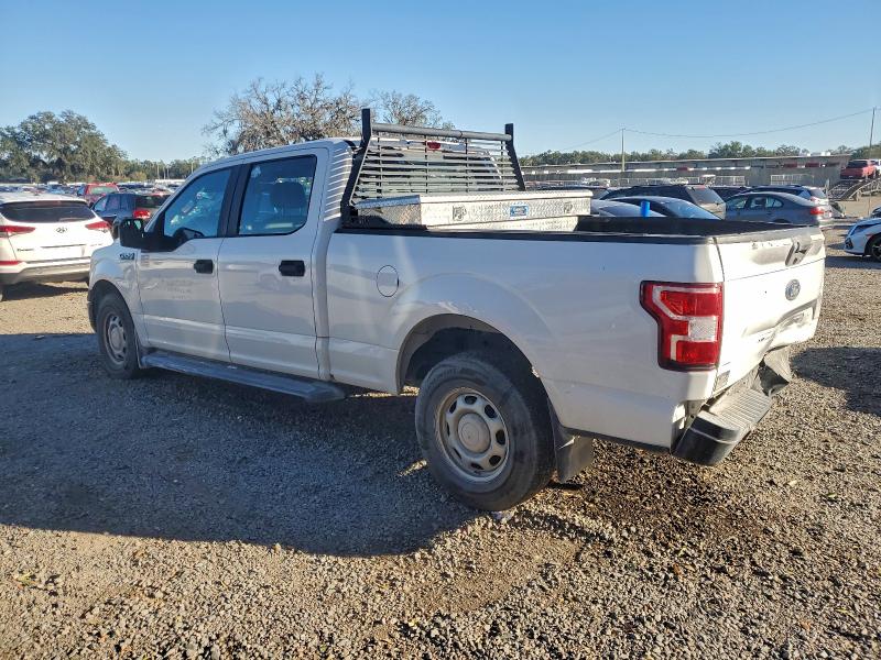 Фото 2 - FORD F-150